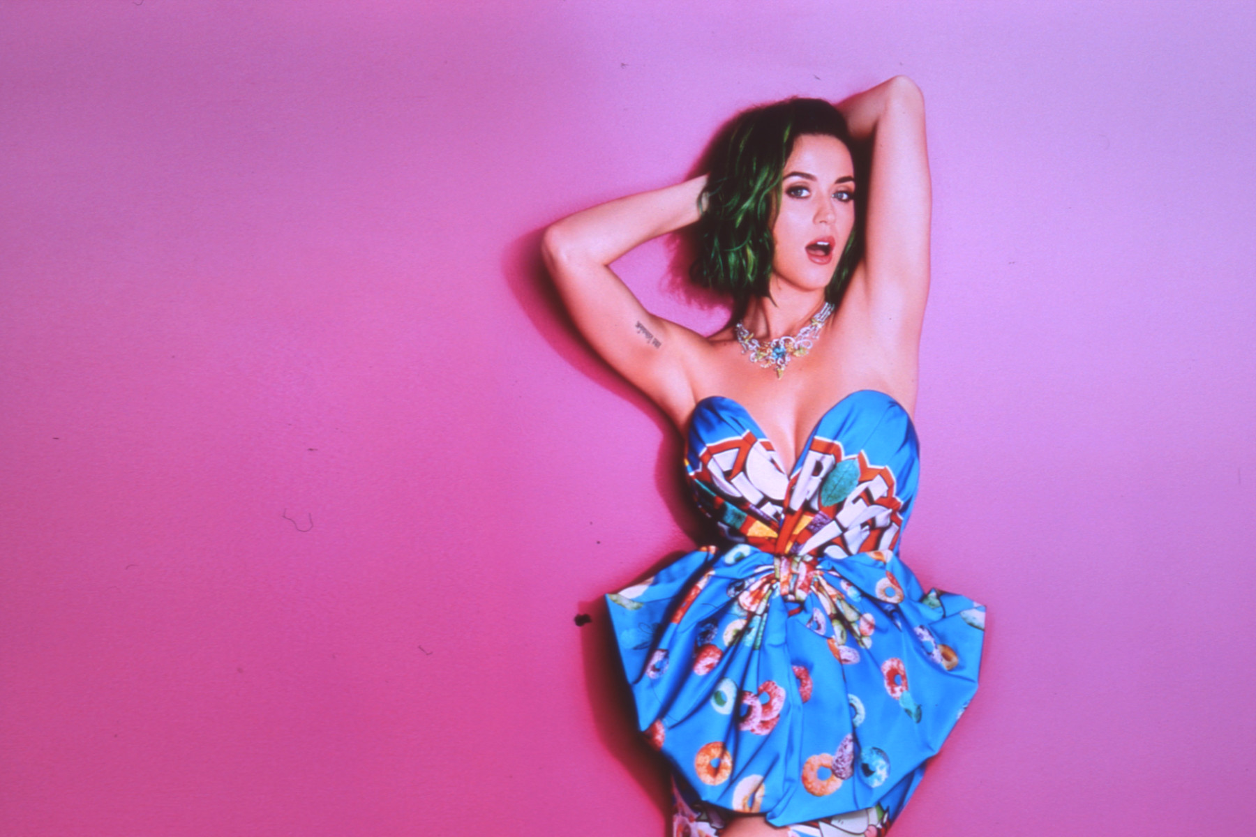 Katy Perry showing off her armpits.