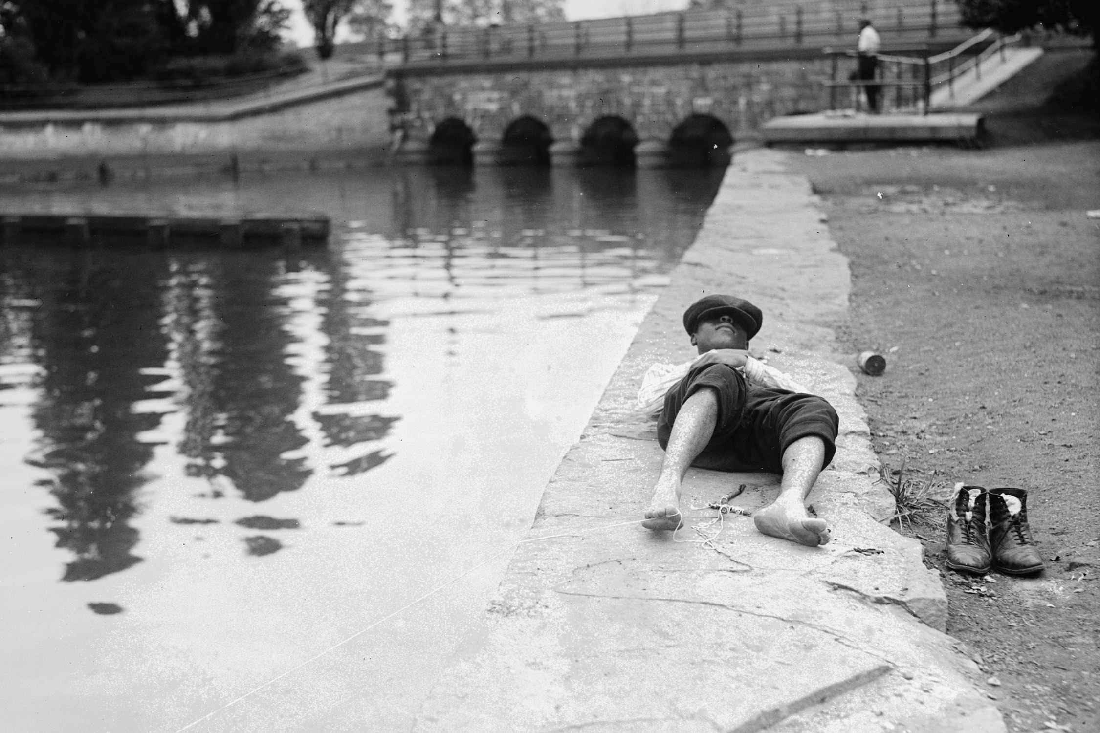 Fishing with a string tied around toe